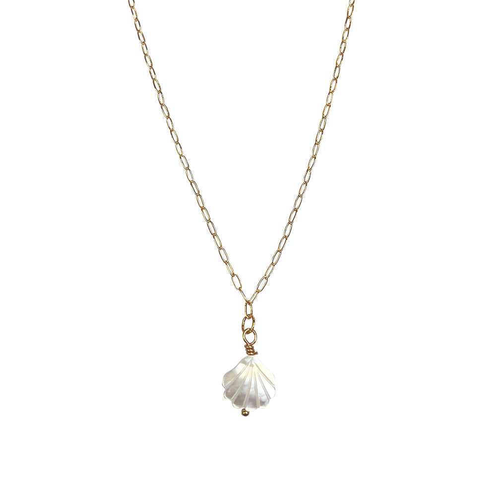 Dainty Mother of Pearl Shell Necklace