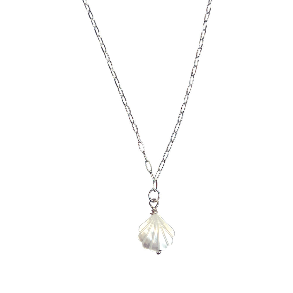Mother of Pearl Shell Necklace - Playa Iridescent Grey | LIKHA – LIKHÂ