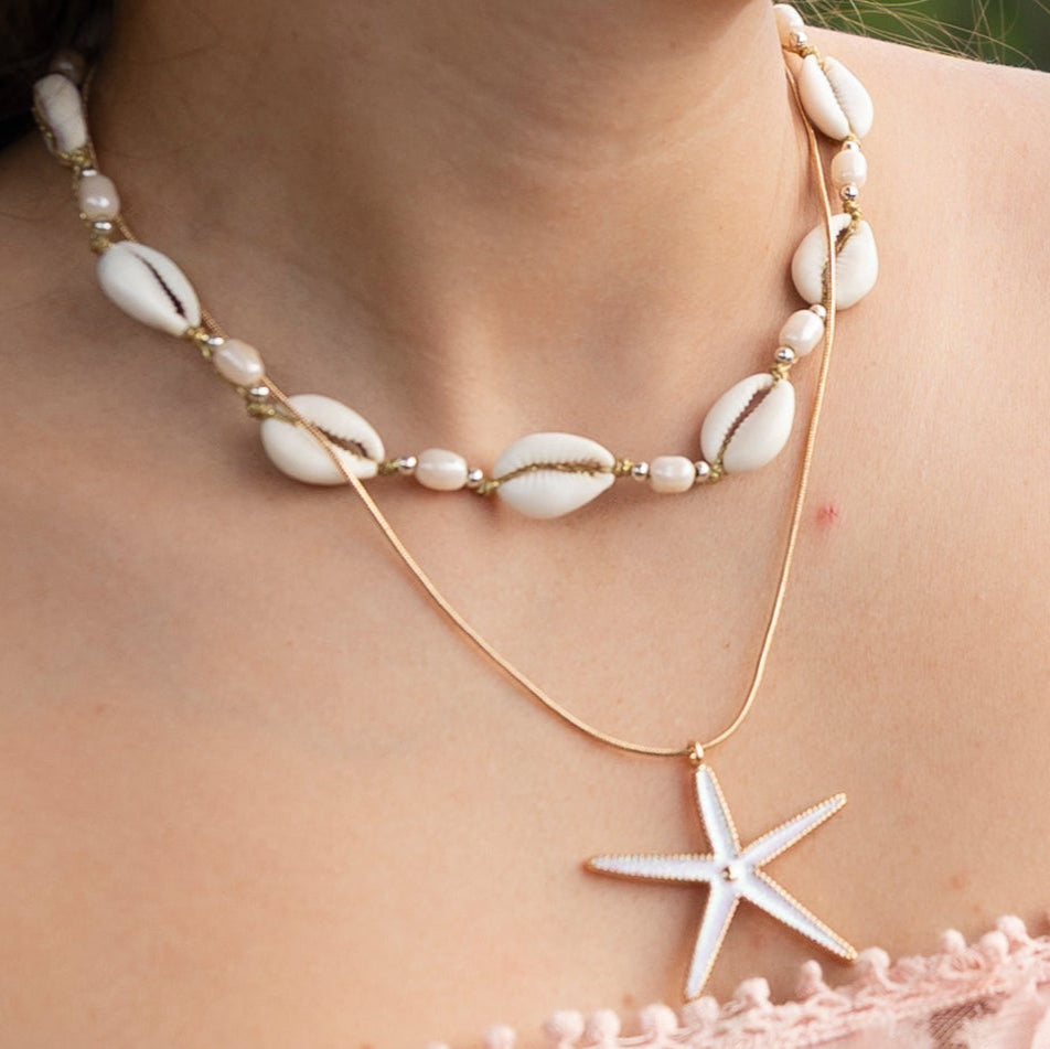 Pearlized Enamel Starfish 16'' Necklace