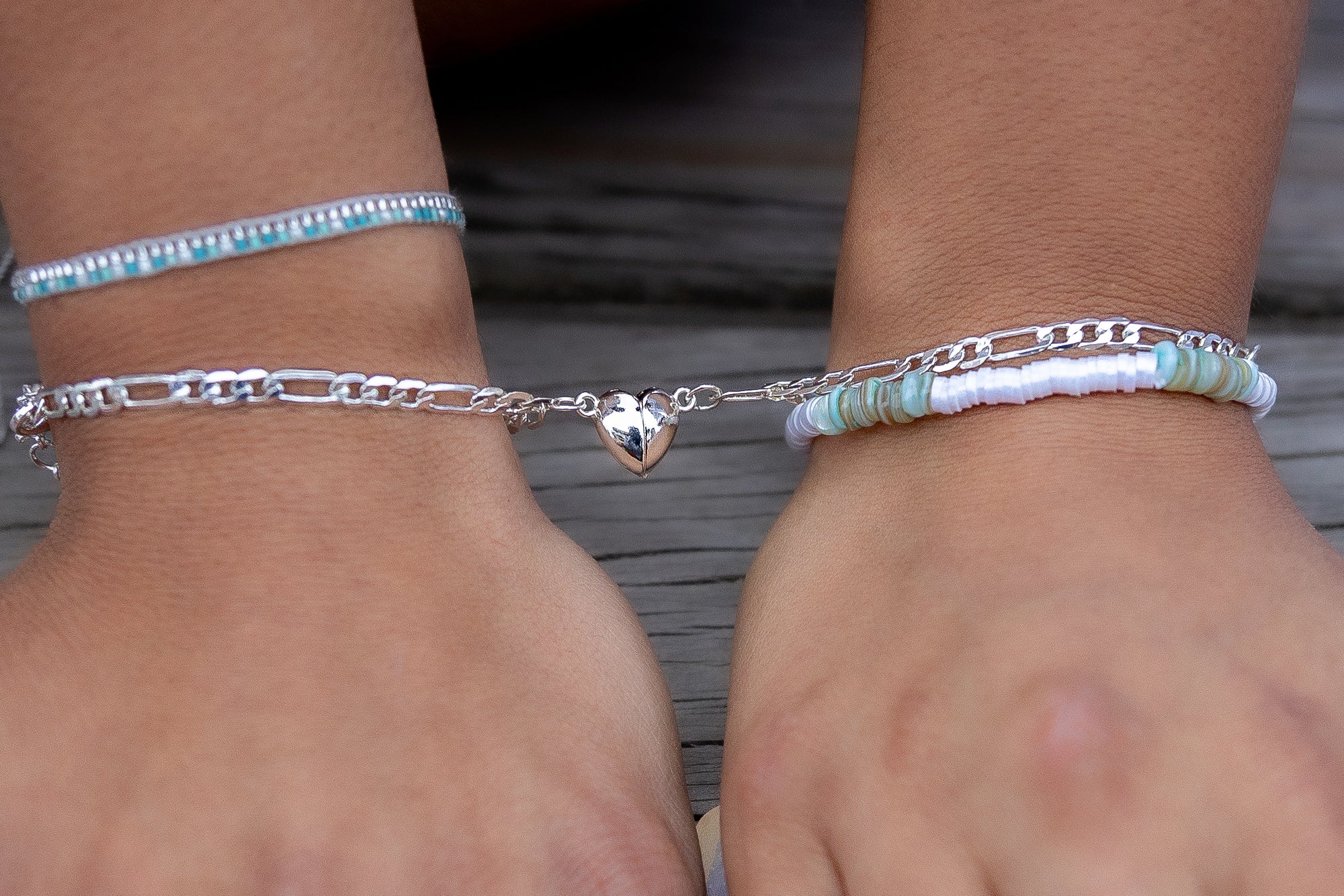 Magnetic Metal Heart Bracelet Set