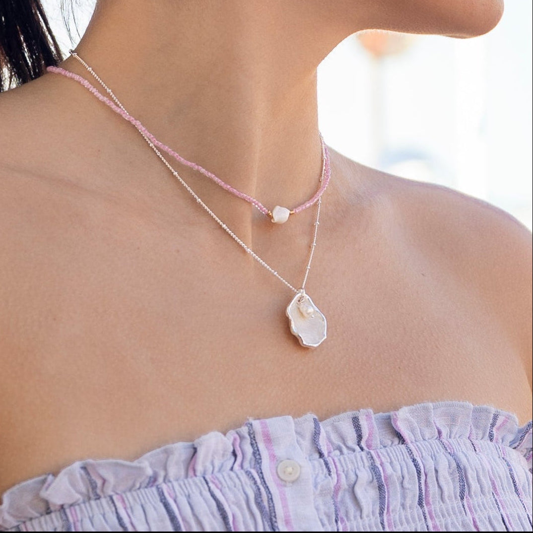 Conch Shell Seedbead 14" Necklace