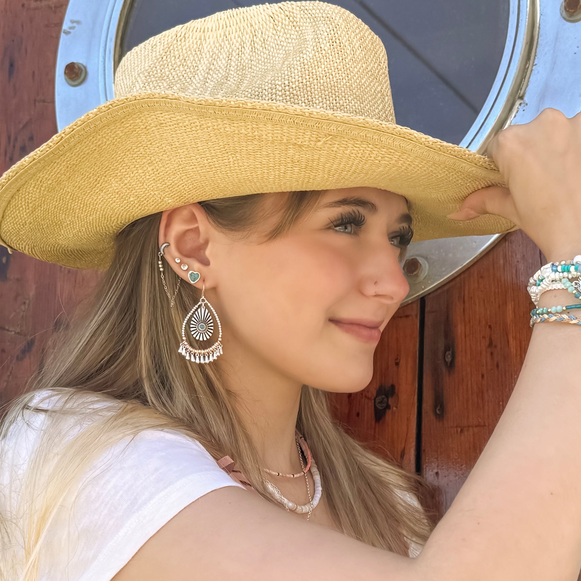 Howlite Heart Stud Earrings