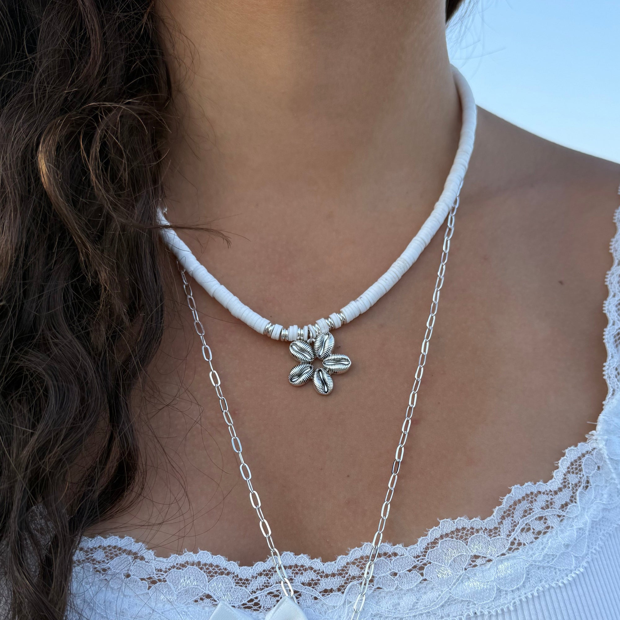 White Fimo/Metallic Cowrie Daisy 16" Necklace