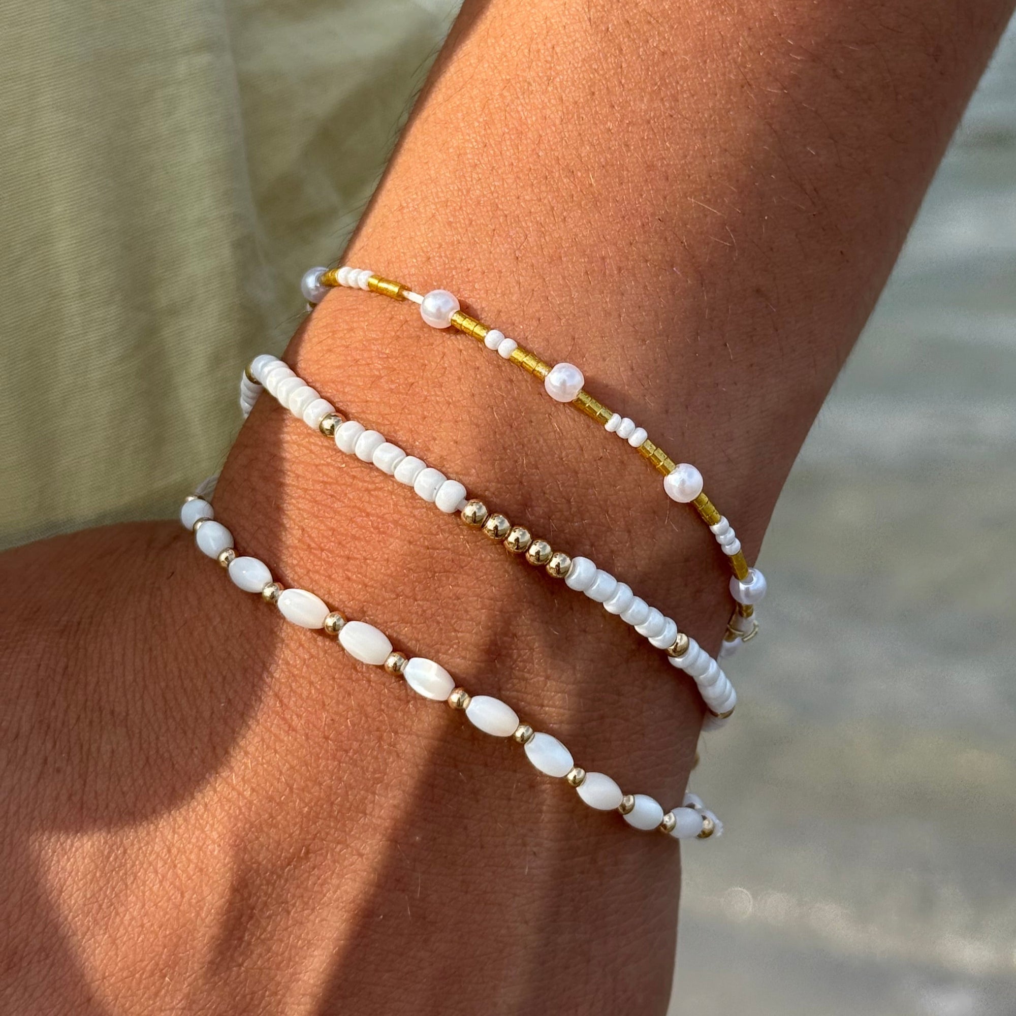 White Pearlized Seedbead Metal Bracelet