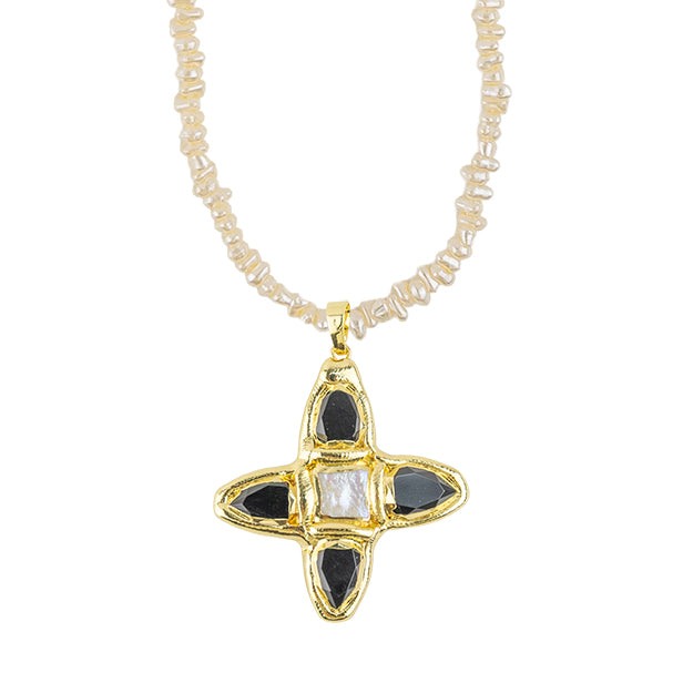 Stone Pendant with Freshwater Pearls 14" Necklace