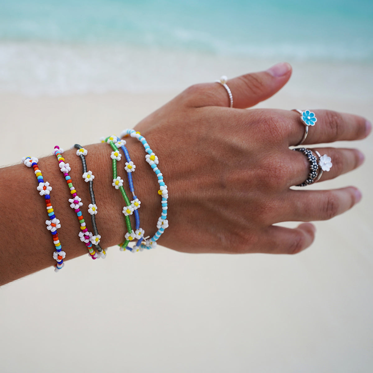 Handmade Seed Bead Daisy Stretch Bracelet